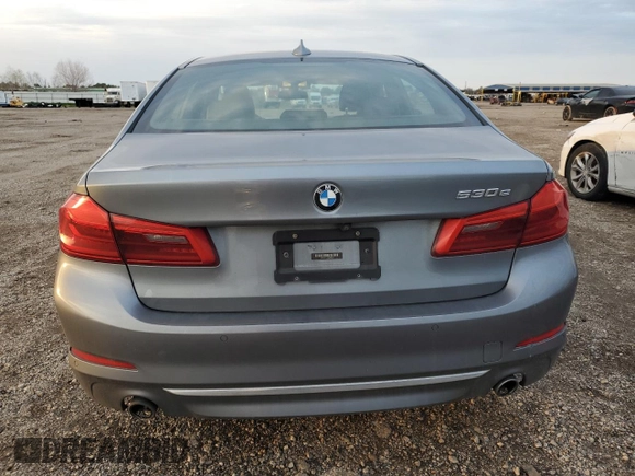 2018 BMW 5 Series 530e xDrive with VIN WBAJB1C57JG624122, listed as a Copart auction lot 45330575 with 54,378 mi miles and Salvage Title. Bid and sale history available at carsss.com. Image 6.