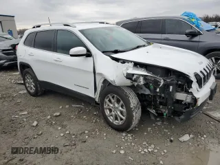 2018 Jeep Cherokee Latitude Tech Connect with VIN 1C4PJMCX8JD549547, listed as a Copart auction lot 85966944 with 114,273 mi miles and Salvage title. Bid and sale history available at DreamBid. Image 4.