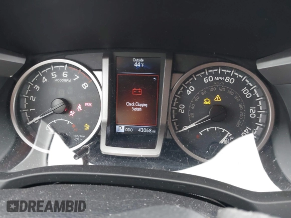 2018 Toyota Tacoma SR5 with VIN 3TMAZ5CN9JM070187, listed as a IAAI auction lot 41816520 with 43,068 mi miles and . Bid and sale history available at DreamBid. Image 7.
