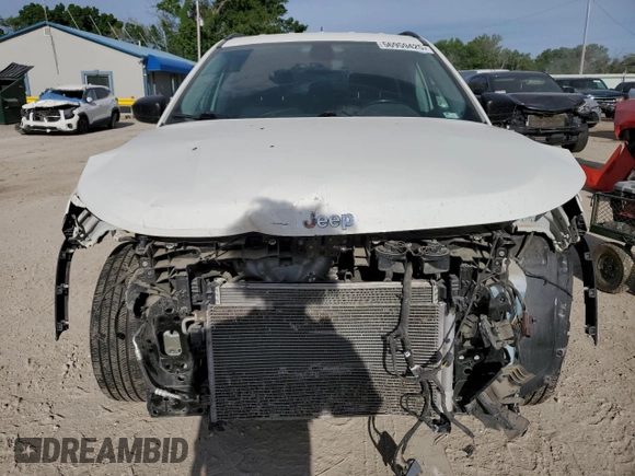 2021 Jeep Compass Sport z VIN 3C4NJCAB0MT553051, wystawiony jako Copart lot #56959425 z przebiegiem 37 753 mil mil oraz Szkoda całkowita • Salvage title. Historia ofert i sprzedaży dostępna na DreamBid. Obrazek 5.