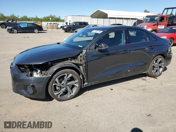 2022 Audi A3 Premium Plus z VIN WAUHUDGY6NA012193, wystawiony jako Copart lot #47252754 z przebiegiem 42 239 mil mil oraz Szkoda całkowita • Salvage title. Historia ofert i sprzedaży dostępna na DreamBid. Obrazek 1.