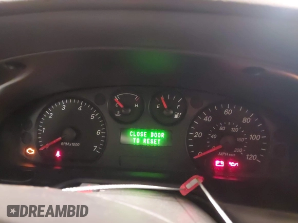 2004 Ford Taurus SE z VIN 1FAFP53U74G107504, wystawiony jako IAAI lot #42068692 z przebiegiem Nie podano mil oraz . Historia ofert i sprzedaży dostępna na DreamBid. Obrazek 7.