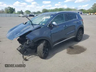 2018 Kia Sportage EX z VIN KNDPNCAC7J7442678, wystawiony jako Copart lot #55504735 z przebiegiem Nie podano mil oraz Szkody całkowita. Historia ofert i sprzedaży dostępna na DreamBid. Obrazek 1.