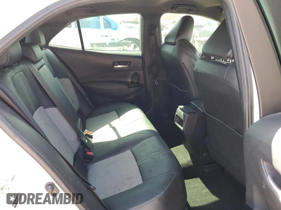 2019 Toyota Corolla Hatchback SE with VIN JTNK4RBE9K3048409, listed as a Copart auction lot 67071814 with 102,244 mi miles and Clean Title. Bid and sale history available at carsss.com. Image 11.