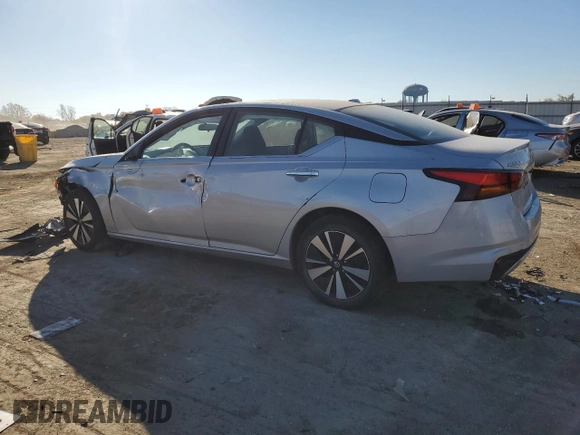 2021 Nissan Altima 2.5 SV with VIN 1N4BL4DV6MN366444, listed as a Copart auction lot 77583564 with 78,746 mi miles and Salvage Title. Bid and sale history available at carsss.com. Image 2.