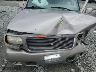 2000 Cadillac Escalade with VIN 1GYEK13R5YR112858, listed as a Copart auction lot 71651294 with 228,689 mi miles and Salvage Title. Bid and sale history available at carsss.com. Image 14.