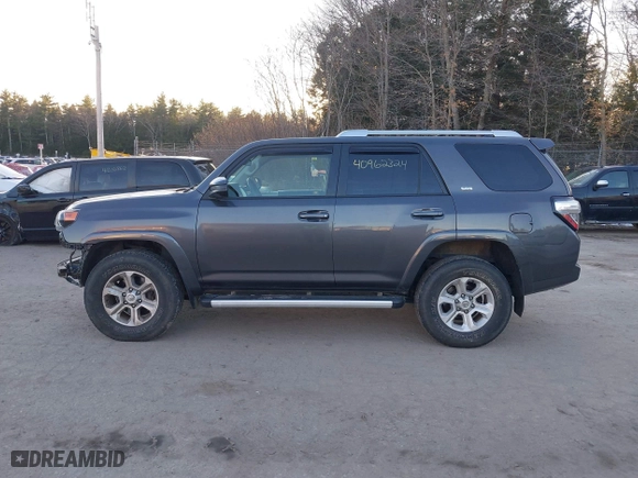 2017 Toyota 4Runner SR5 with VIN JTEBU5JR2H5415869, listed as a IAAI auction lot 40962324 with 104,143 mi miles. Bid and sale history available at carsss.com. Image 14.