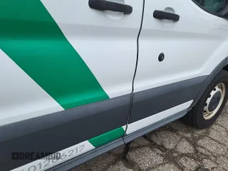 2016 Ford Transit с VIN 1FTYR1YM1GKB55547, выставлен на аукционе IAAI как лот 42515973 с пробегом 123 629 миль миль и . История ставок и продаж доступна на DreamBid. Изображение 14.
