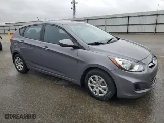 2013 Hyundai Accent GL with VIN KMHCT5AE8DU121879, listed as a Copart auction lot 48622275 with 91,443 mi miles and Clean Title. Bid and sale history available at carsss.com. Image 4.