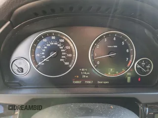 2014 BMW X5 xDrive35i z VIN 5UXKR0C57E0K47849, wystawiony jako Copart lot #42133035 z przebiegiem 134 957 mil mil oraz Szkoda całkowita • Salvage title. Historia ofert i sprzedaży dostępna na DreamBid. Obrazek 9.