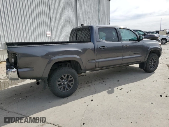 2021 Toyota Tacoma 4WD SR5 with VIN 5TFDZ5BN5MX064934, listed as a Copart auction lot 48400035 with 59,767 mi miles and Salvage Title. Bid and sale history available at carsss.com. Image 3.