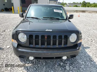 2012 Jeep Patriot Sport z VIN 1C4NJRBBXCD558957, wystawiony jako Copart lot #59686665 z przebiegiem 75 910 mil mil oraz Czysty tytuł • Clean title. Historia ofert i sprzedaży dostępna na DreamBid. Obrazek 5.