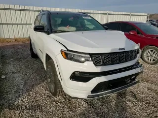 2024 Jeep Compass Limited with VIN 3C4NJDCN7RT106057, listed as a Copart auction lot 85426944 with 12,439 mi miles and Salvage Title. Bid and sale history available at carsss.com. Image 12.
