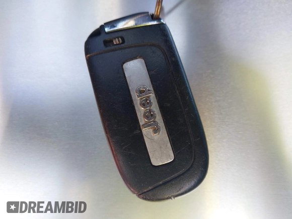 2021 Jeep Compass Altitude with VIN 3C4NJCBB3MT560039, listed as a IAAI auction lot 42536979 with 30,357 mi miles and . Bid and sale history available at DreamBid. Image 11.