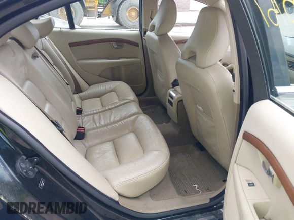 2008 Volvo S80 3.2L with VIN YV1AS982881065283, listed as a IAAI auction lot 42556767 with 152,728 mi miles and . Bid and sale history available at DreamBid. Image 8.