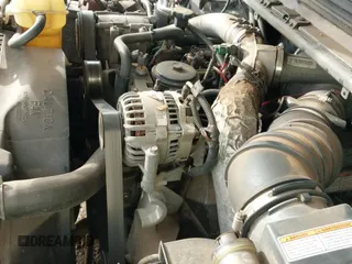 2000 Ford F-250 XL z VIN 1FTNX21F7YEC15664, wystawiony jako IAAI lot #41600552 z przebiegiem 340 100 mil mil oraz . Historia ofert i sprzedaży dostępna na DreamBid. Obrazek 19.