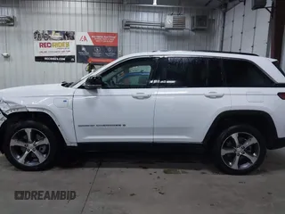 2022 Jeep Grand Cherokee with VIN 1C4RJYB60N8748552, listed as a IAAI auction lot 42292321 with 40,354 mi miles and . Bid and sale history available at DreamBid. Image 14.