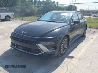 2024 Hyundai Sonata Hybrid Limited with VIN KMHL54JJ7RA102010, listed as a IAAI auction lot 42118010 with 3,782 mi miles. Bid and sale history available at carsss.com. Image 18.