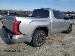 2024 Toyota Tundra Limited Hybrid z VIN 5TFJC5DB7RX074962, wystawiony jako Copart lot #88689145 z przebiegiem 7 853 mil mil oraz Szkoda całkowita • Salvage title. Historia ofert i sprzedaży dostępna na DreamBid. Obrazek 3.
