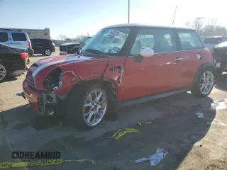 2006 MINI Hardtop S with VIN WMWRE335X6TL20724, listed as a Copart auction lot 46828555 with 13,475 mi miles and Salvage Title. Bid and sale history available at DreamBid. Image 1.