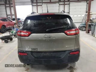 2016 Jeep Cherokee Sport with VIN 1C4PJMAB5GW246889, listed as a IAAI auction lot 40847921 with 164,210 mi miles. Bid and sale history available at carsss.com. Image 16.