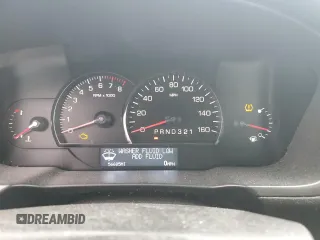 2010 Cadillac DTS 1SA z VIN 1G6KA5EY0AU125918, wystawiony jako Copart lot #45471305 z przebiegiem 56 685 mil mil oraz Szkoda całkowita • Salvage title. Historia ofert i sprzedaży dostępna na DreamBid. Obrazek 9.
