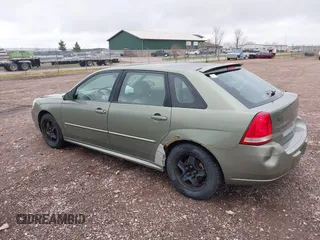 2006 Chevrolet Malibu Maxx LT z VIN 1G1ZT618X6F182066, wystawiony jako IAAI lot #42038345 z przebiegiem 119 524 mil mil oraz . Historia ofert i sprzedaży dostępna na DreamBid. Obrazek 3.