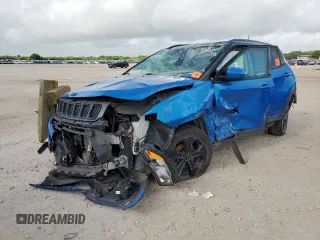 2019 Jeep Compass Latitude with VIN 3C4NJDBB4KT761614, listed as a Copart auction lot 60567995 with Not provided miles and Salvage title. Bid and sale history available at DreamBid. Image 1.