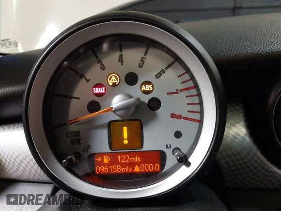 2010 MINI Hardtop S with VIN WMWMF7C5XATX41382, listed as a IAAI auction lot 40558359 with 96,158 mi miles and . Bid and sale history available at DreamBid. Image 7.