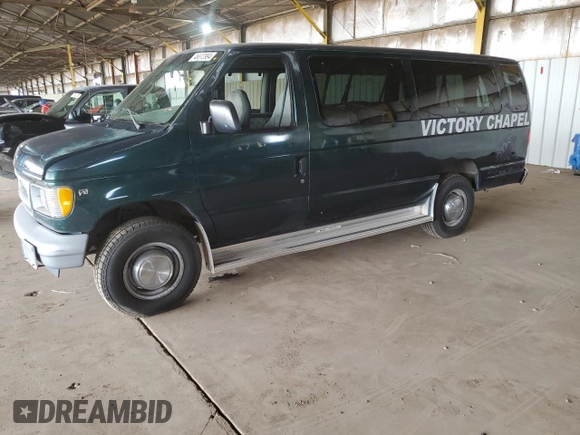 2001 Ford Econoline Wagon XL z VIN 1FBSS31S31HB25585, wystawiony jako Copart lot #46612994 z przebiegiem 145 122 mil mil oraz Nie do naprawy. Historia ofert i sprzedaży dostępna na DreamBid. Obrazek 1.