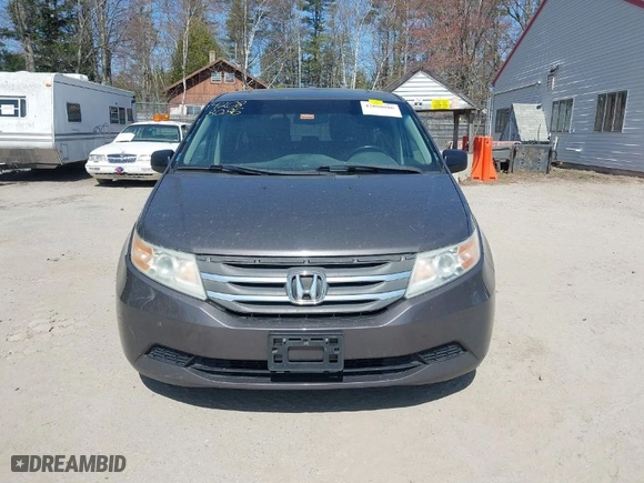 2013 Honda Odyssey EX-L with VIN 5FNRL5H69DB052609, listed as a IAAI auction lot 42088086 with 245,589 mi miles. Bid and sale history available at carsss.com. Image 12.