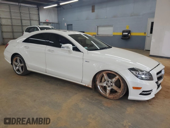 2012 Mercedes-Benz CLS 550 z VIN WDDLJ7DB1CA010670, wystawiony jako Copart lot #52570125 z przebiegiem 103 261 mil mil oraz Szkoda całkowita • Salvage title. Historia ofert i sprzedaży dostępna na DreamBid. Obrazek 4.