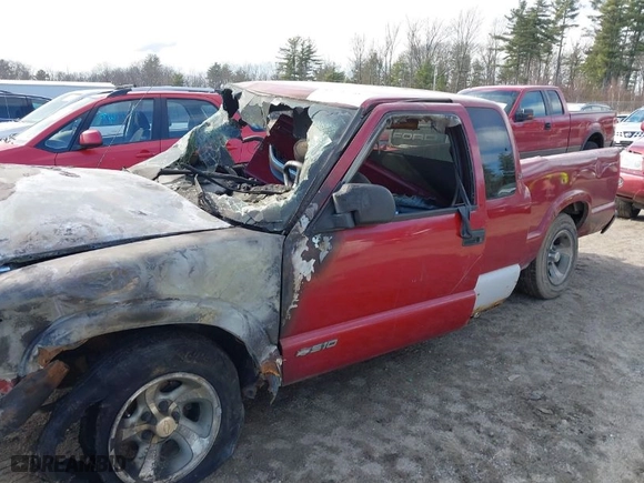 2002 Chevrolet S-10 LS with VIN 1GCCS19W028193517, listed as a IAAI auction lot 41797507 with NaN miles. Bid and sale history available at carsss.com. Image 13.