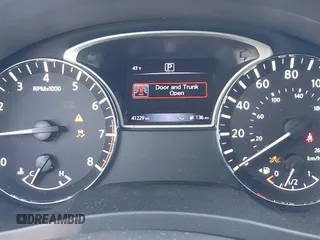 2018 Nissan Altima 2.5 SR with VIN 1N4AL3AP8JC188779, listed as a IAAI auction lot 41735197 with 41,229 mi miles. Bid and sale history available at carsss.com. Image 7.
