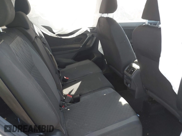 2020 Volkswagen Tiguan S with VIN 3VV1B7AX3LM182198, listed as a IAAI auction lot 41027182 with 44,884 mi miles and . Bid and sale history available at DreamBid. Image 8.