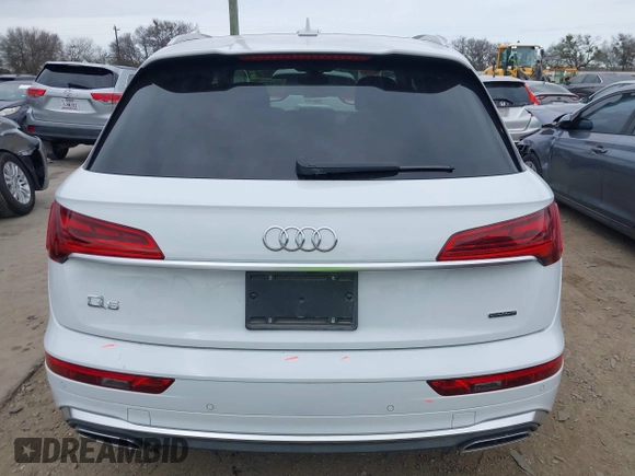 2023 Audi Q5 S line Premium with VIN WA1GAAFYXP2164279, listed as a IAAI auction lot 41315386 with 8,911 mi miles. Bid and sale history available at carsss.com. Image 17.