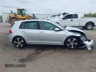 2015 Volkswagen Golf GTI SE with VIN 3VW5T7AU0FM048544, listed as a IAAI auction lot 42005853 with 79,969 mi miles. Bid and sale history available at carsss.com. Image 14.