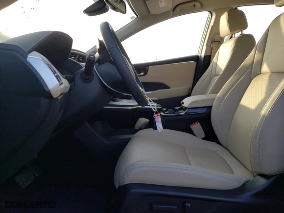 2021 Honda Clarity Plug-In Hybrid Touring with VIN JHMZC5F32MC000842, listed as a Copart auction lot 60568353 with 4,687 mi miles. Bid and sale history available at carsss.com. Image 7.