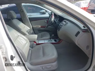 2007 Hyundai Azera SE with VIN KMHFC46F07A139369, listed as a IAAI auction lot 41999327 with 145,827 mi miles and . Bid and sale history available at DreamBid. Image 5.