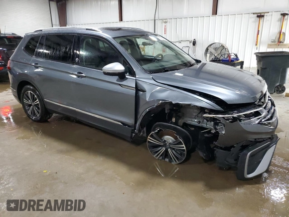 2024 Volkswagen Tiguan Wolfsburg Edition with VIN 3VVAB7AX8RM226463, listed as a Copart auction lot 55595495 with 3,417 mi miles and Salvage title. Bid and sale history available at DreamBid. Image 4.