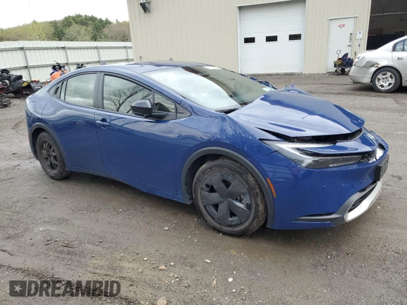 2024 Toyota Prius SE z VIN JTDACACU4R3026029, wystawiony jako Copart lot #55515735 z przebiegiem 14 215 mil mil oraz Szkoda całkowita • Salvage title. Historia ofert i sprzedaży dostępna na DreamBid. Obrazek 4.