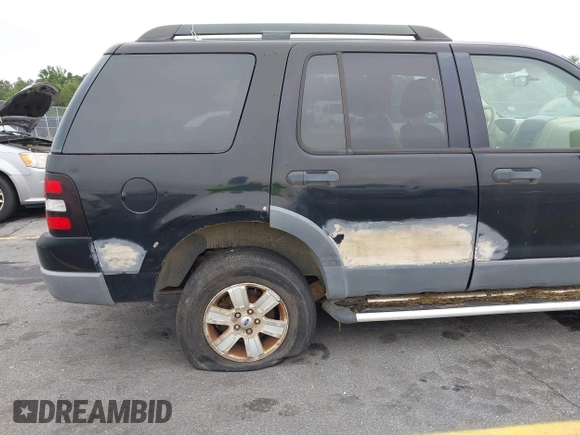 2006 Ford Explorer XLT z VIN 1FMEU73E56UB30587, wystawiony jako IAAI lot #42337673 z przebiegiem 270 322 mil mil oraz . Historia ofert i sprzedaży dostępna na DreamBid. Obrazek 13.