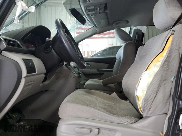 2015 Honda Odyssey LX с VIN 5FNRL5H25FB123692, выставлен на аукционе Copart как лот 57319855 с пробегом Не указан миль и На запчасти • Non repairable. История ставок и продаж доступна на DreamBid. Изображение 7.