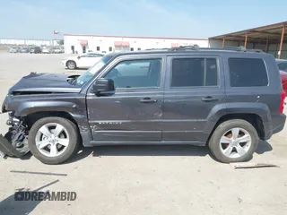 2015 Jeep Patriot Latitude with VIN 1C4NJPFB4FD185546, listed as a IAAI auction lot 42056820 with Not Provided miles and . Bid and sale history available at DreamBid. Image 13.