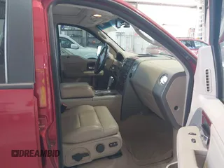 2007 Ford F-150 XLT с VIN 1FTPW14V37KB22567, выставлен на аукционе IAAI как лот 42280284 с пробегом Не указан миль и . История ставок и продаж доступна на DreamBid. Изображение 5.