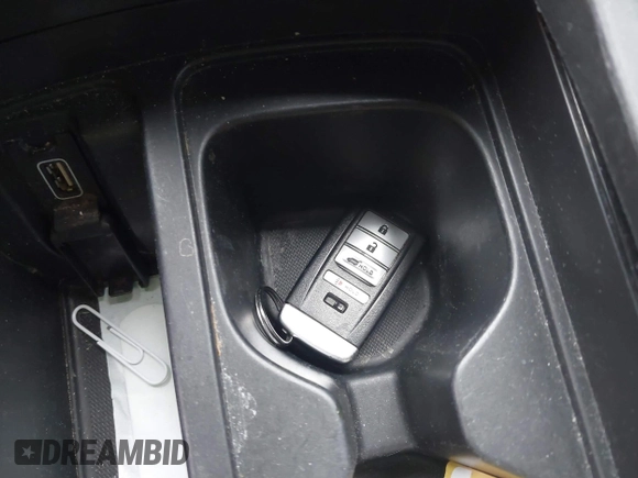 2019 Acura RDX Technology с VIN 5J8TC2H5XKL016533, выставлен на аукционе IAAI как лот 41877814 с пробегом 73 906 миль миль и . История ставок и продаж доступна на DreamBid. Изображение 11.