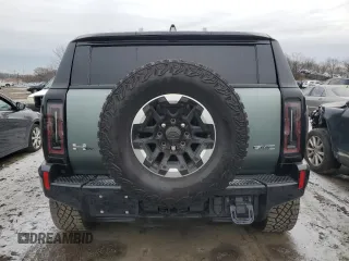 2024 GMC Hummer EV 3X with VIN 1GKB0RDC6RU101989, listed as a Copart auction lot 85671314 with 7,434 mi miles and Salvage Title. Bid and sale history available at carsss.com. Image 6.