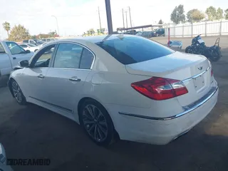 2014 Hyundai Genesis 5.0L R-Spec with VIN KMHGC4DH6EU264607, listed as a IAAI auction lot 40870852 with 175,404 mi miles. Bid and sale history available at carsss.com. Image 14.