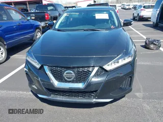 2019 Nissan Maxima SV with VIN 1N4AA6AV5KC377042, listed as a IAAI auction lot 41839754 with 53,962 mi miles and . Bid and sale history available at DreamBid. Image 11.