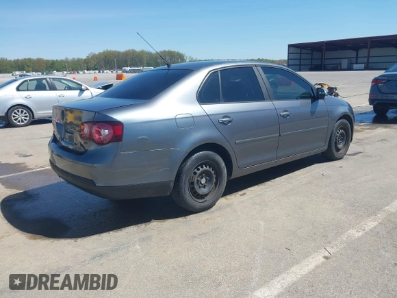 2009 Volkswagen Jetta S with VIN 3VWJZ71K49M075892, listed as a IAAI auction lot 42097445 with 218,016 mi miles and . Bid and sale history available at DreamBid. Image 4.
